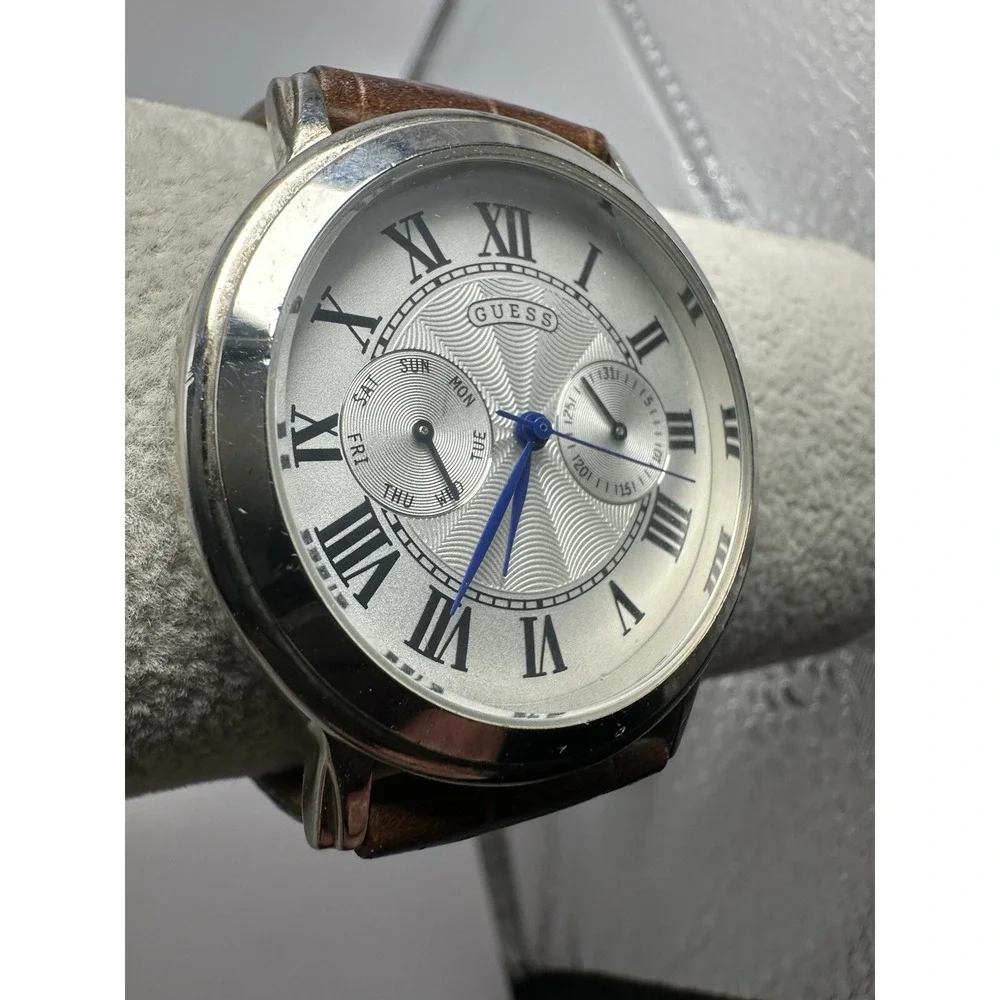 Guess Stamped‎ Sample Mens Watch New Battery 37MM 8.25